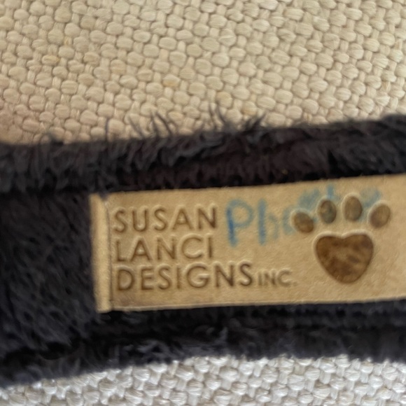 Susan Lanci Brown Faux Fur Pet Jacket - Picture 3 of 3